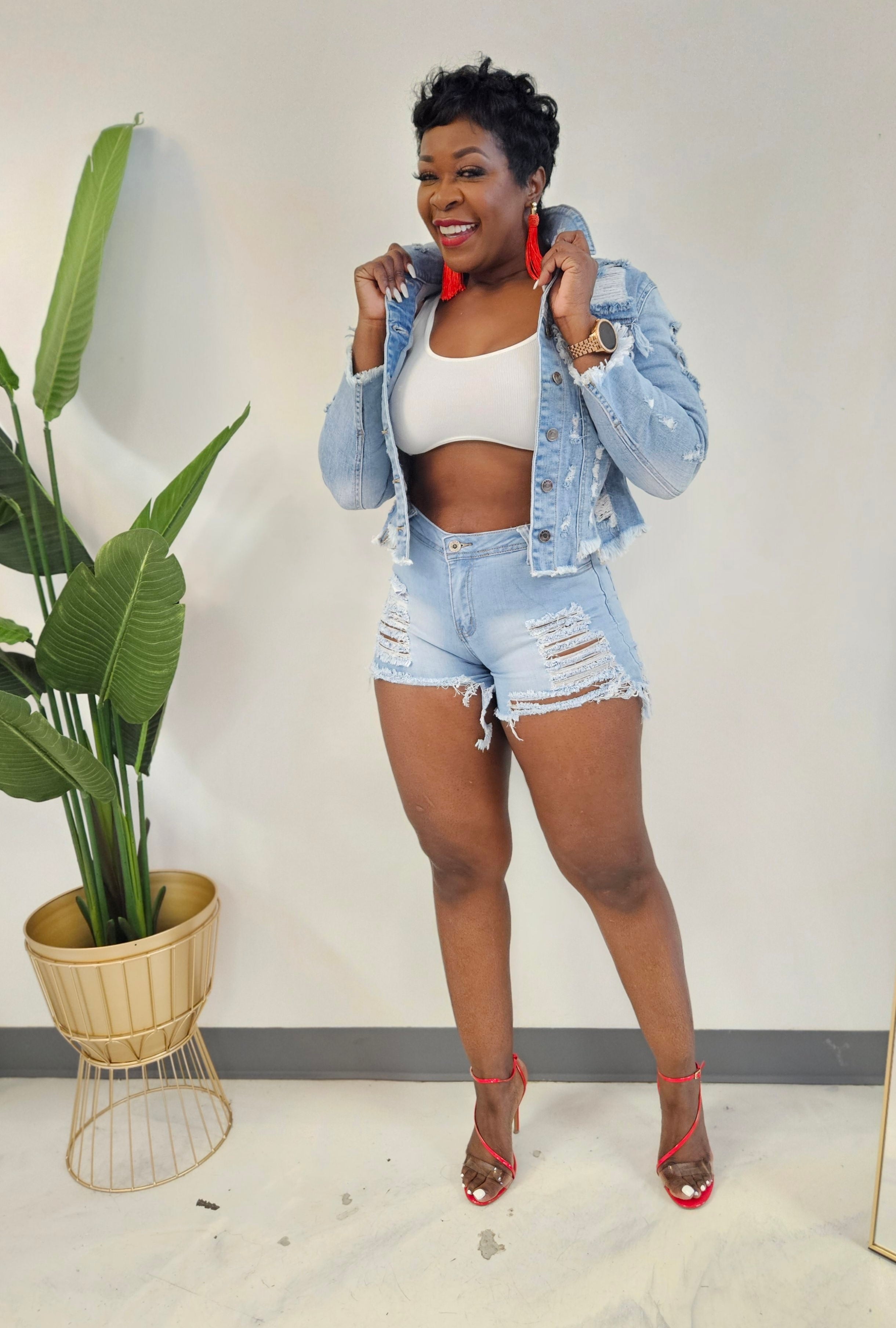 Jean jacket with shorts on sale outfit